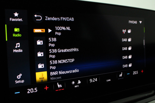 Škoda Octavia Combi 1.0 e-TSI Ambition > Trekhaak/Camera/Stoelverwarming/Sfeerverlichting.... | 4353|