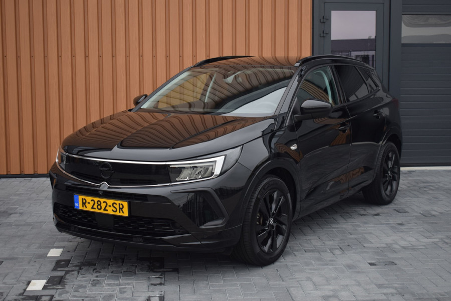 Opel Grandland 1.2 Turbo GS Line Black Pack | Trekhaak | 360 Camera Opel Grandland 1.2 Turbo GS Line Black Pack | Trekhaak | 360 Camera