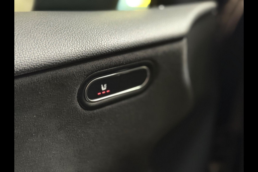 Mercedes-Benz A-Klasse 200 d Premium Plus Limo AMG Night | Pano | Burmester | Camera