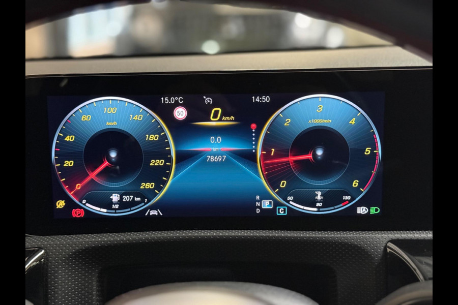 Mercedes-Benz A-Klasse 200 d Premium Plus Limo AMG Night | Pano | Burmester | Camera