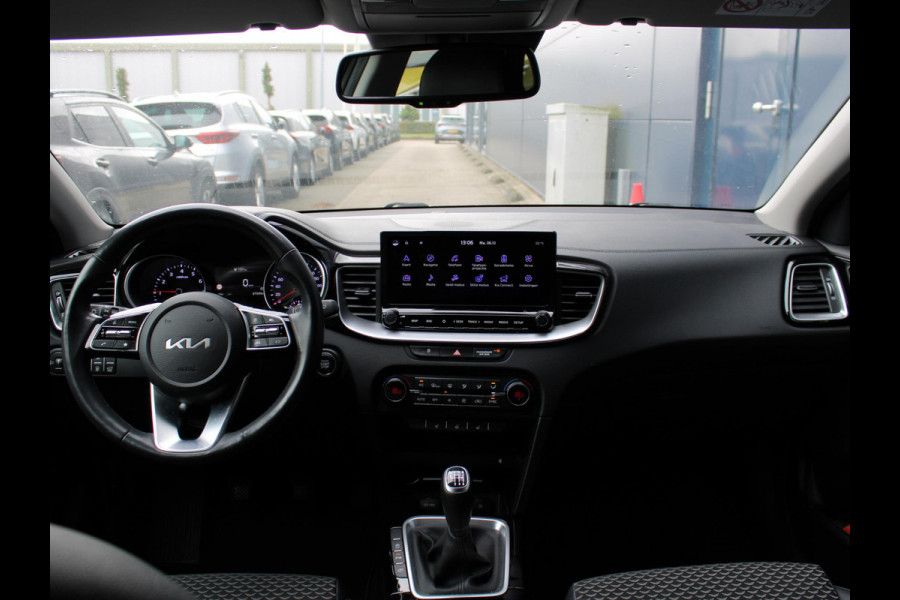Kia Ceed Sportswagon 1.0 T-GDi DynamicPlusLine | Trekhaak| Climate control | Stoel en stuurverwarming | Keyless entry | Kia Ceed Sportswagon 1.0 T-GDi DynamicPlusLine | Trekhaak| Climate control | Stoel en stuurverwarming | Keyless entry |