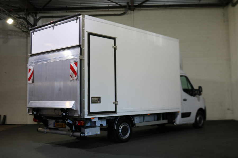 Renault Master 2.3 dCi 165pk Bakwagen met Laadklep Renault Master 2.3 dCi 165pk Bakwagen met Laadklep