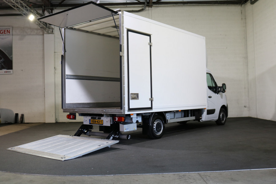 Renault Master 2.3 dCi 165pk Bakwagen met Laadklep Renault Master 2.3 dCi 165pk Bakwagen met Laadklep