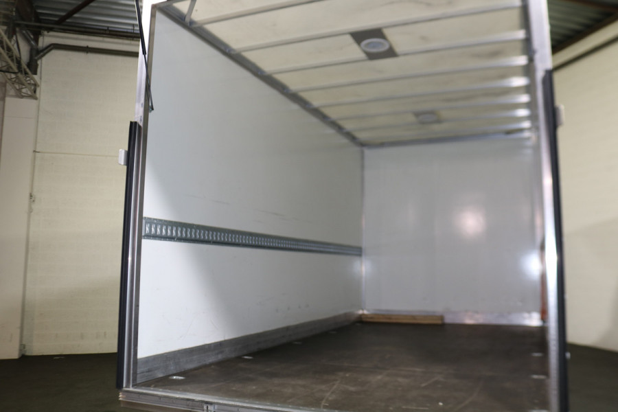 Renault Master 2.3 dCi 165pk Bakwagen met Laadklep Renault Master 2.3 dCi 165pk Bakwagen met Laadklep