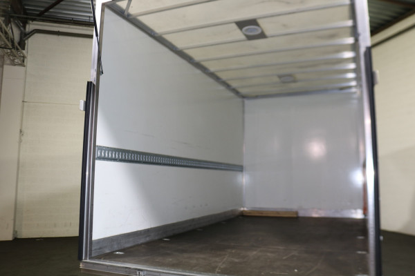 Renault Master 2.3 dCi 165pk Bakwagen met Laadklep Renault Master 2.3 dCi 165pk Bakwagen met Laadklep