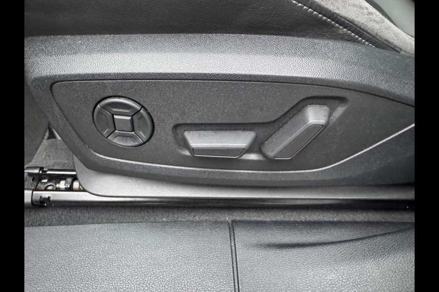 Audi Q3 Sportback 45 TFSI quattro S-Line Pano/B&O/230pk/Full! Audi Q3 Sportback 45 TFSI quattro S-Line Pano/B&O/230pk/Full!