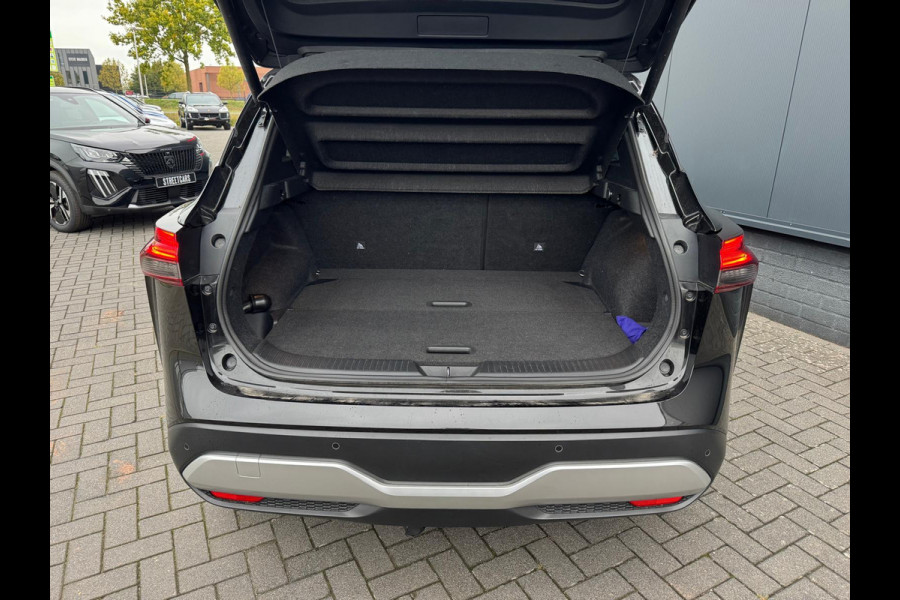 Nissan QASHQAI 1.3 MHEV 158Pk Tekna+ /Pano/Leer/Bose/HUD /Trekhaak Nissan QASHQAI 1.3 MHEV 158Pk Tekna+ /Pano/Leer/Bose/HUD /Trekhaak