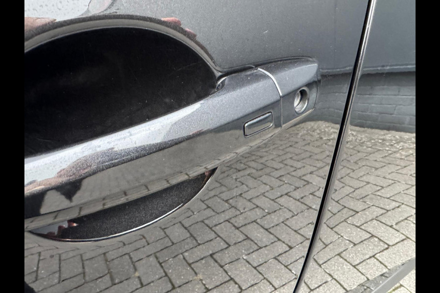 Nissan QASHQAI 1.3 MHEV 158Pk Tekna+ /Pano/Leer/Bose/HUD /Trekhaak Nissan QASHQAI 1.3 MHEV 158Pk Tekna+ /Pano/Leer/Bose/HUD /Trekhaak