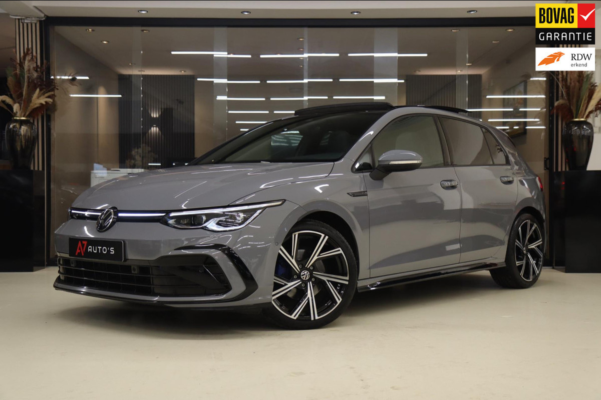Volkswagen Golf 1.5 eTSI R-Line Business PANO/CAM/CARPLAY/KEYLES/ACC/VOL Volkswagen Golf 1.5 eTSI R-Line Business PANO/CAM/CARPLAY/KEYLES/ACC/VOL