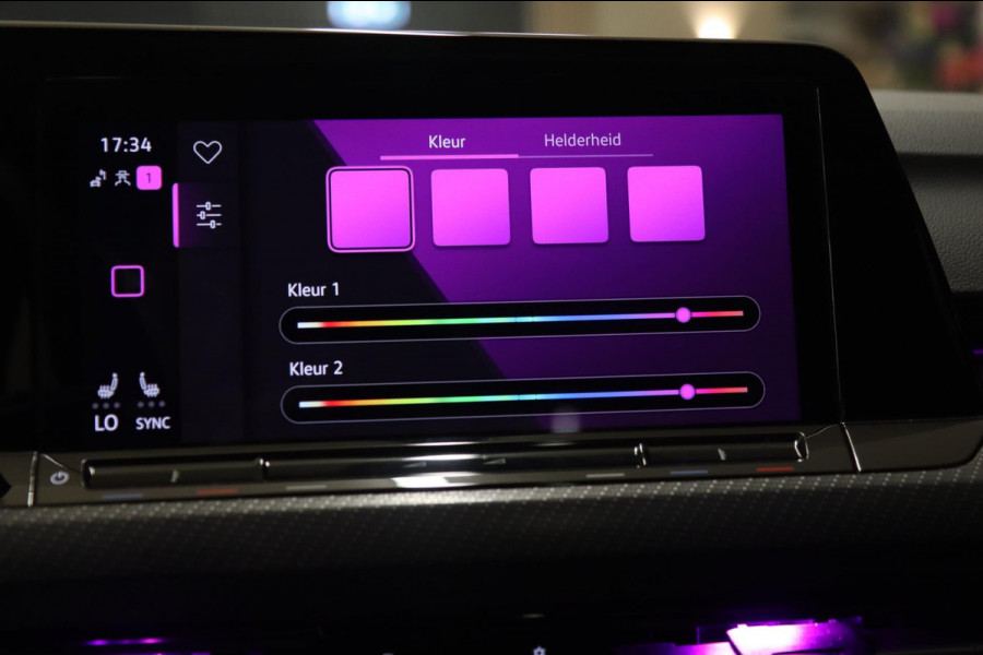 Volkswagen Golf 1.5 eTSI R-Line Business PANO/CAM/CARPLAY/KEYLES/ACC/VOL