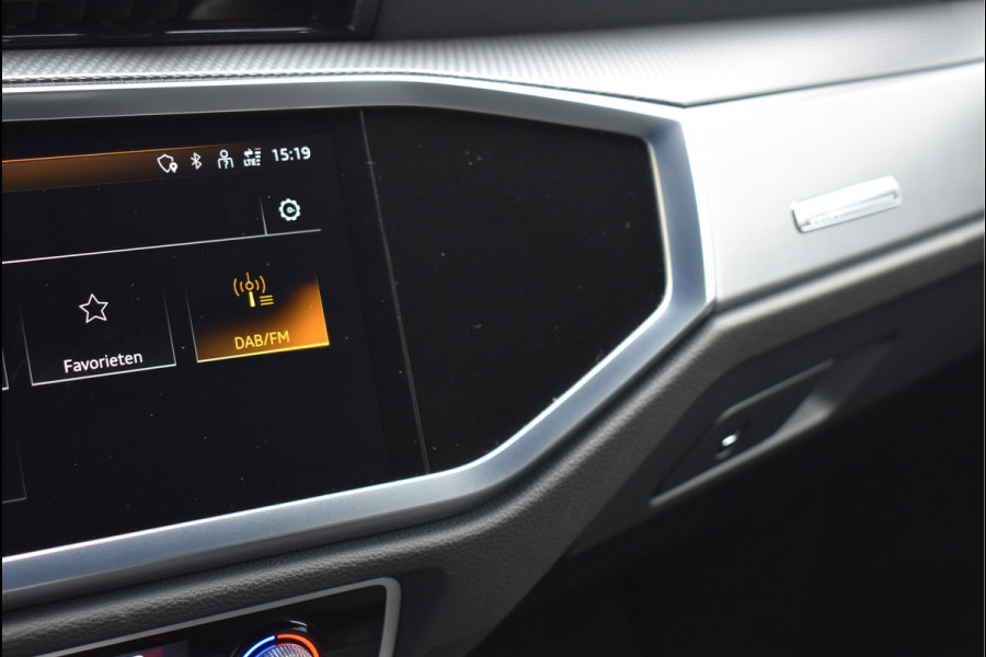 Audi Q3 Sportback 45 TFSI e S-Line 245 Pk Black Ed Navi Camera ACC Leder Matrix 20 Inch