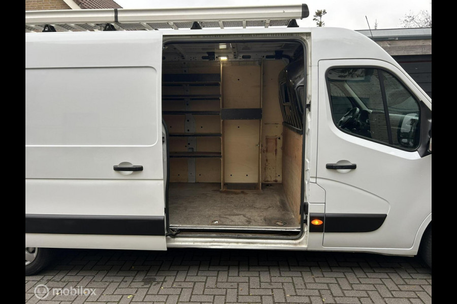 Renault Master bestel T35 2.3 dCi 180 PK!!! AUTOMAAT L3H2 Airco / Imperiaal / LED / 133.742 KM
