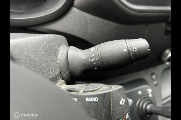 Renault Master bestel T35 2.3 dCi 180 PK!!! AUTOMAAT L3H2 Airco / Imperiaal / LED / 133.742 KM