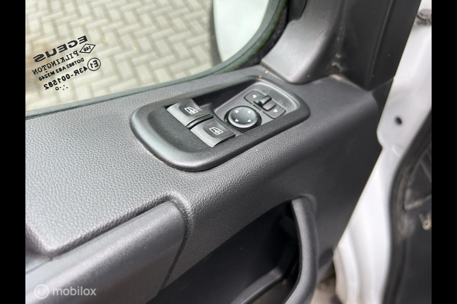 Renault Master bestel T35 2.3 dCi 180 PK!!! AUTOMAAT L3H2 Airco / Imperiaal / LED / 133.742 KM