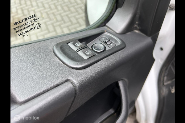 Renault Master bestel T35 2.3 dCi 180 PK!!! AUTOMAAT L3H2 Airco / Imperiaal / LED / 133.742 KM