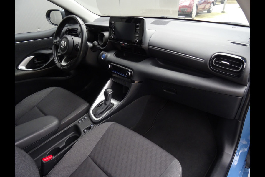 Toyota Yaris 1.5 Hybrid Dynamic * LED * CAMERA * NAVIGATIE !! Toyota Yaris 1.5 Hybrid Dynamic * LED * CAMERA * NAVIGATIE !!