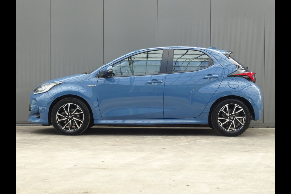 Toyota Yaris 1.5 Hybrid Dynamic * LED * CAMERA * NAVIGATIE !! Toyota Yaris 1.5 Hybrid Dynamic * LED * CAMERA * NAVIGATIE !!