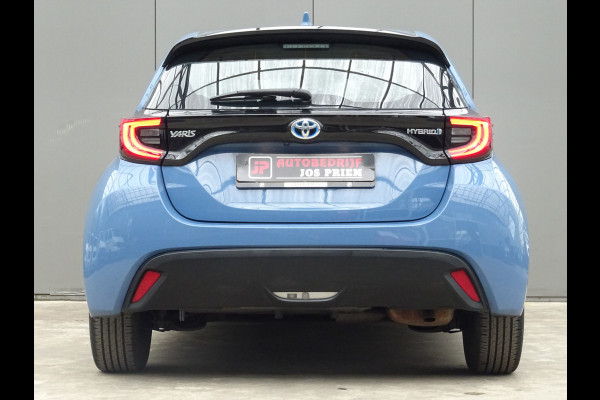 Toyota Yaris 1.5 Hybrid Dynamic * LED * CAMERA * NAVIGATIE !! Toyota Yaris 1.5 Hybrid Dynamic * LED * CAMERA * NAVIGATIE !!