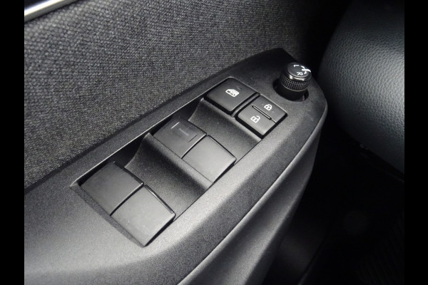 Toyota Yaris 1.5 Hybrid Dynamic * LED * CAMERA * NAVIGATIE !! Toyota Yaris 1.5 Hybrid Dynamic * LED * CAMERA * NAVIGATIE !!