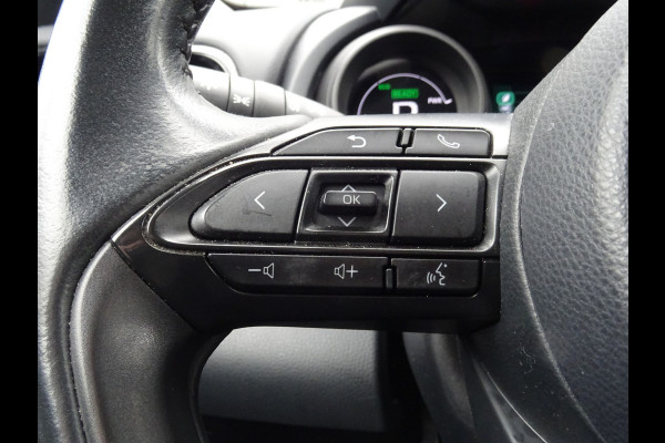 Toyota Yaris 1.5 Hybrid Dynamic * LED * CAMERA * NAVIGATIE !! Toyota Yaris 1.5 Hybrid Dynamic * LED * CAMERA * NAVIGATIE !!
