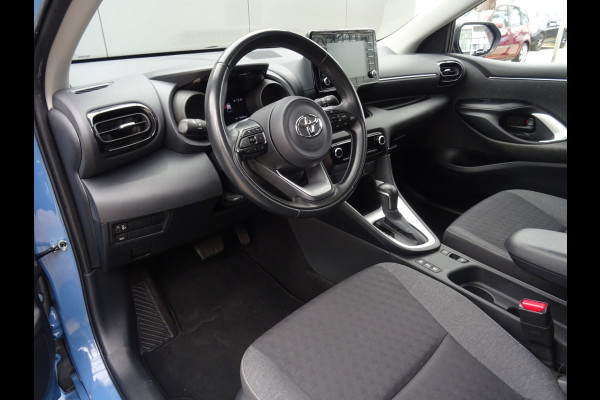 Toyota Yaris 1.5 Hybrid Dynamic * LED * CAMERA * NAVIGATIE !! Toyota Yaris 1.5 Hybrid Dynamic * LED * CAMERA * NAVIGATIE !!