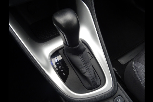 Toyota Yaris 1.5 Hybrid Dynamic * LED * CAMERA * NAVIGATIE !! Toyota Yaris 1.5 Hybrid Dynamic * LED * CAMERA * NAVIGATIE !!