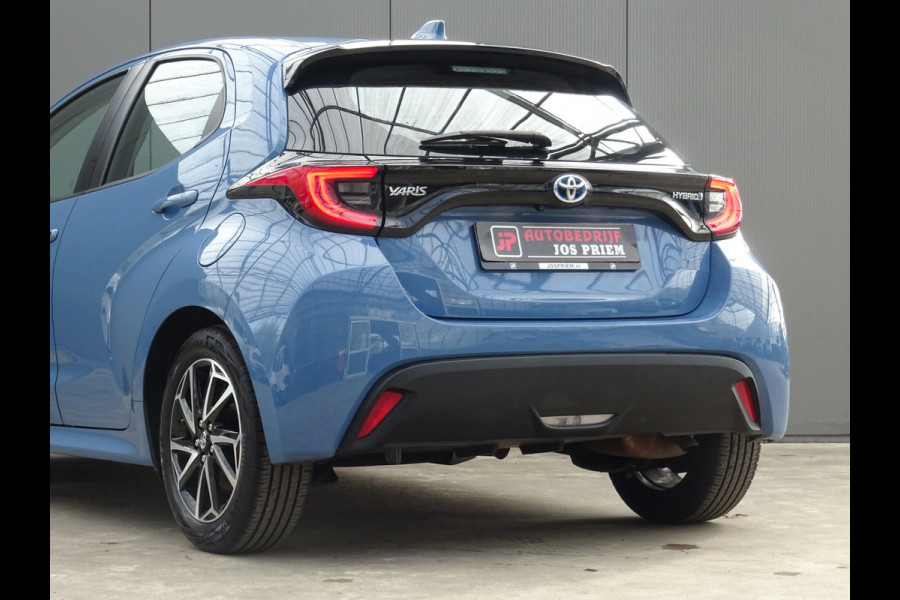 Toyota Yaris 1.5 Hybrid Dynamic * LED * CAMERA * NAVIGATIE !! Toyota Yaris 1.5 Hybrid Dynamic * LED * CAMERA * NAVIGATIE !!