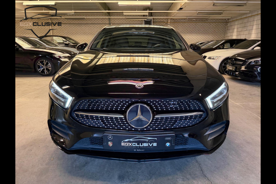 Mercedes-Benz A-Klasse 250 e AMG/Pano/MBUX Mercedes-Benz A-Klasse 250 e AMG/Pano/MBUX