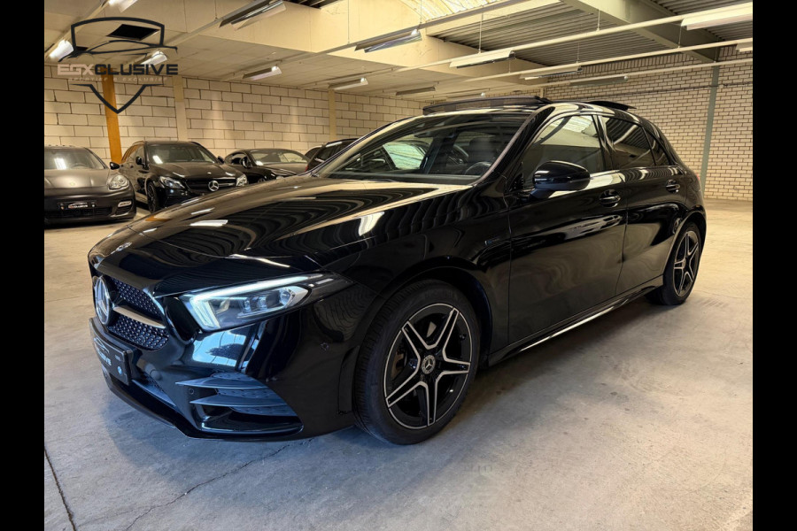 Mercedes-Benz A-Klasse 250 e AMG/Pano/MBUX Mercedes-Benz A-Klasse 250 e AMG/Pano/MBUX