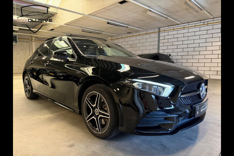 Mercedes-Benz A-Klasse 250 e AMG/Pano/MBUX Mercedes-Benz A-Klasse 250 e AMG/Pano/MBUX