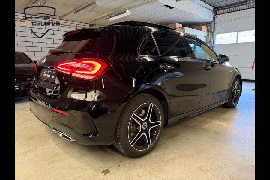 Mercedes-Benz A-Klasse 250 e AMG/Pano/MBUX Mercedes-Benz A-Klasse 250 e AMG/Pano/MBUX