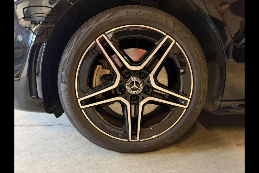 Mercedes-Benz A-Klasse 250 e AMG/Pano/MBUX Mercedes-Benz A-Klasse 250 e AMG/Pano/MBUX