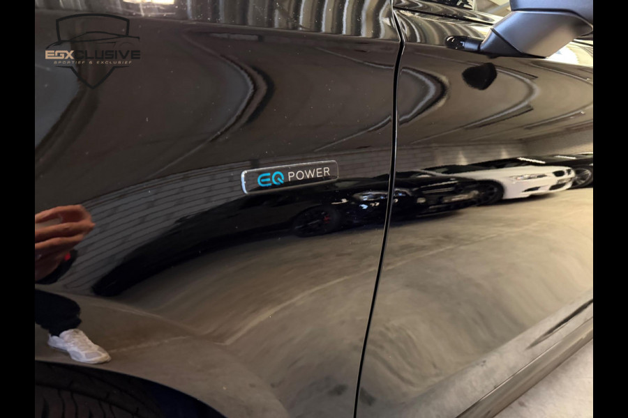 Mercedes-Benz A-Klasse 250 e AMG/Pano/MBUX Mercedes-Benz A-Klasse 250 e AMG/Pano/MBUX