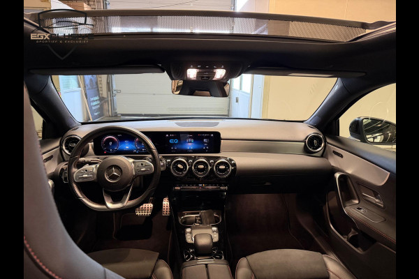 Mercedes-Benz A-Klasse 250 e AMG/Pano/MBUX Mercedes-Benz A-Klasse 250 e AMG/Pano/MBUX