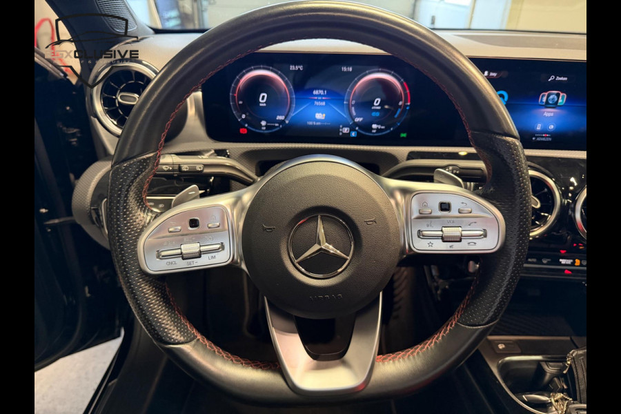 Mercedes-Benz A-Klasse 250 e AMG/Pano/MBUX Mercedes-Benz A-Klasse 250 e AMG/Pano/MBUX