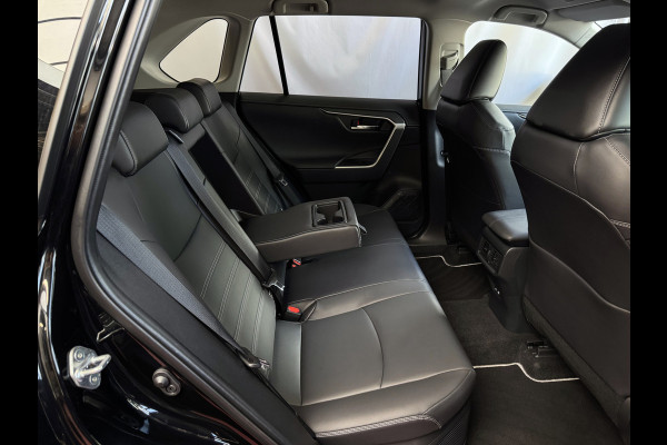 Toyota RAV4 2.5 Hybrid LED LEER CAMERA ELEK.KLEP NAVI CAMERA 18''LMV ADAP.CRUISE ELEK.STOEL STUUR STOELVERW ✅2025✅