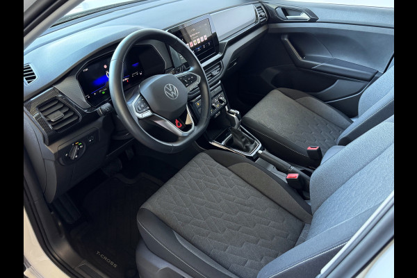 Volkswagen T-Cross NIEUW MODEL T-CROSS 116PK VIR.COCKPIT LMV CARPLAY 2024 "Volkswagen rijden begint bij Topautos.nl – 75 topmodellen direct op voorraad!" Volkswagen T-Cross NIEUW MODEL T-CROSS 116PK VIR.COCKPIT LMV CARPLAY 2024 "Volkswagen rijden begint bij Topautos.nl – 75 topmodellen direct op voorraad!"