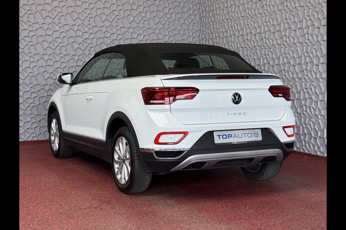 Volkswagen T-Roc Cabrio TSI VIR.COCKPIT CARPLAY NAVI IQ.LED STOEL/STUUR.VERW DAB ADAP.CRUISE 05/2024 "Volkswagen rijden begint bij Topautos.nl – 75 topmodellen direct op voorraad!