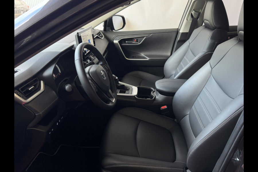 Toyota RAV4 2.5 Hybrid LED LEER CAMERA ELEK.KLEP NAVI CAMERA 18''LMV ADAP.CRUISE ELEK.STOEL STUUR STOELVERW ✅2025✅