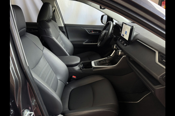 Toyota RAV4 2.5 Hybrid LED LEER CAMERA ELEK.KLEP NAVI CAMERA 18''LMV ADAP.CRUISE ELEK.STOEL STUUR STOELVERW ✅2025✅