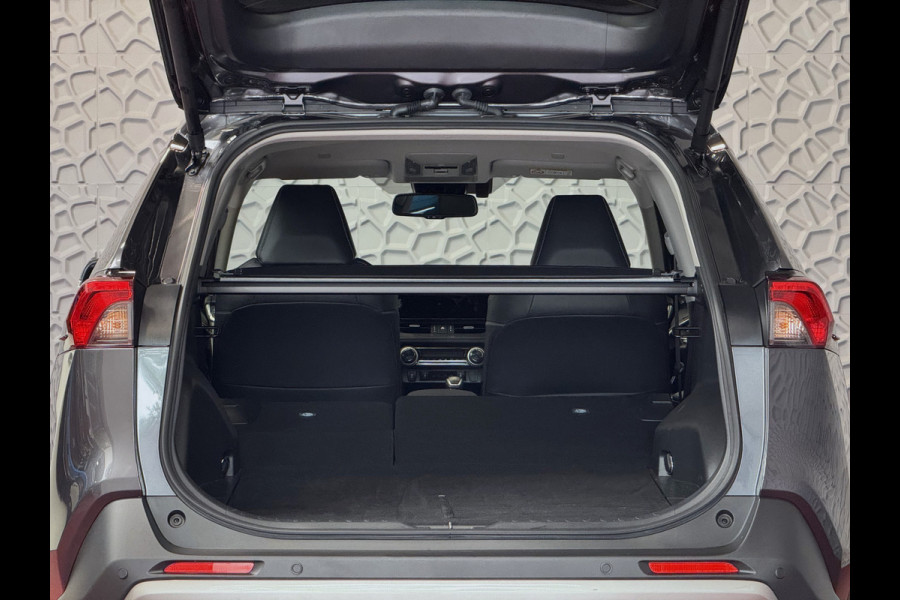 Toyota RAV4 2.5 Hybrid LED LEER CAMERA ELEK.KLEP NAVI CAMERA 18''LMV ADAP.CRUISE ELEK.STOEL STUUR STOELVERW ✅2025✅