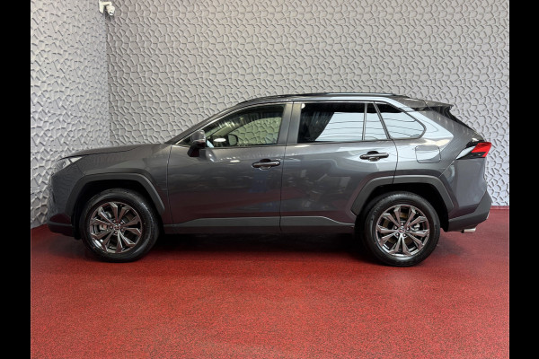 Toyota RAV4 2.5 Hybrid LED LEER CAMERA ELEK.KLEP NAVI CAMERA 18''LMV ADAP.CRUISE ELEK.STOEL STUUR STOELVERW ✅2025✅