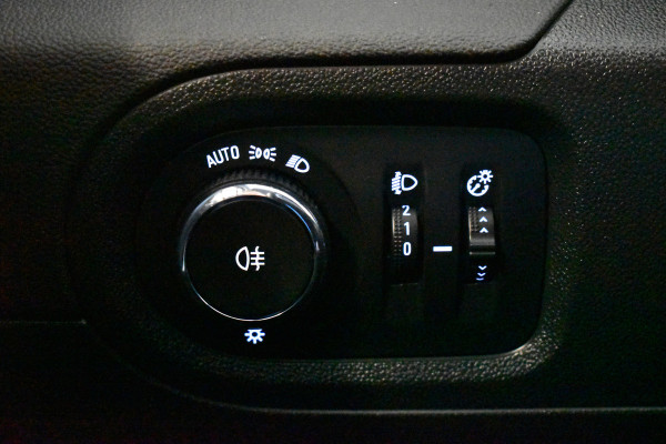 Opel Grandland X 1.2 TURBO BUSINESS EDITION NAVI/CARPLAY/PDC