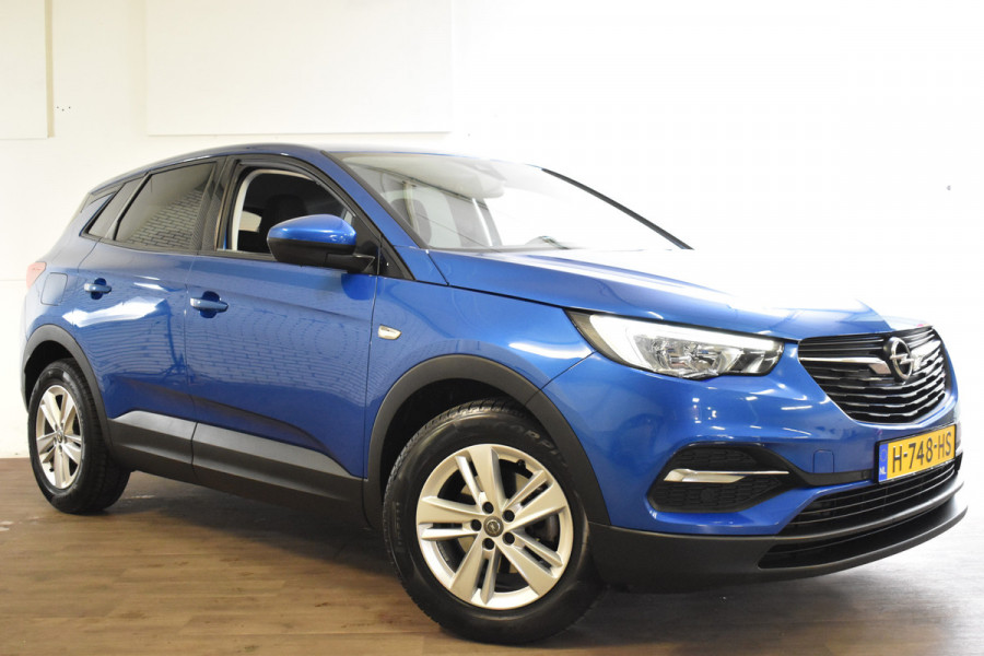 Opel Grandland X 1.2 TURBO BUSINESS EDITION NAVI/CARPLAY/PDC