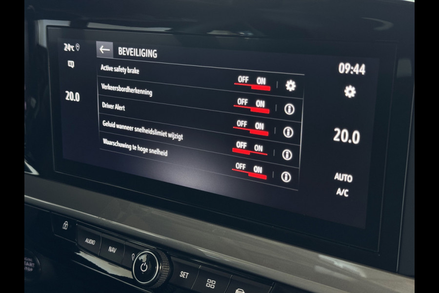 Opel Mokka 1.2 130PK TURBO ULTIMATE CARPLAY NAVI 360CAM MASSAGE ALCANTARA LED 18''LMV ADAP.CRUISE VERW. BLINDSPOT 2024