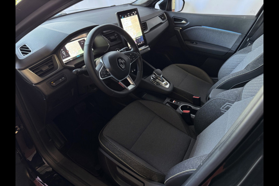 Renault Captur 1.3 MILD HYBRID 160 TECHNO CAMERA 18''LMV STOEL/STUUR .VERW PURE VISION LED 10'' R-LINK NAVI 04/2025 EDC-automaat (Efficiënt Dual Clutch) 7 Versnellingen 1200KG Trekgewicht Renault Captur 1.3 MILD HYBRID 160 TECHNO CAMERA 18''LMV STOEL/STUUR .VERW PURE VISION LED 10'' R-LINK NAVI 04/2025 EDC-automaat (Efficiënt Dual Clutch) 7 Versnellingen 1200KG Trekgewicht