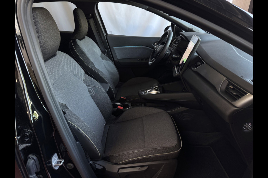 Renault Captur 1.3 MILD HYBRID 160 TECHNO CAMERA 18''LMV STOEL/STUUR .VERW PURE VISION LED 10'' R-LINK NAVI 04/2025 EDC-automaat (Efficiënt Dual Clutch) 7 Versnellingen 1200KG Trekgewicht Renault Captur 1.3 MILD HYBRID 160 TECHNO CAMERA 18''LMV STOEL/STUUR .VERW PURE VISION LED 10'' R-LINK NAVI 04/2025 EDC-automaat (Efficiënt Dual Clutch) 7 Versnellingen 1200KG Trekgewicht