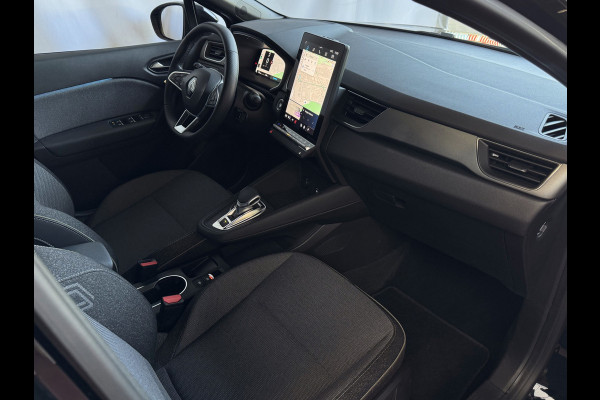 Renault Captur 1.3 MILD HYBRID 160 TECHNO CAMERA 18''LMV STOEL/STUUR .VERW PURE VISION LED 10'' R-LINK NAVI 04/2025 EDC-automaat (Efficiënt Dual Clutch) 7 Versnellingen 1200KG Trekgewicht Renault Captur 1.3 MILD HYBRID 160 TECHNO CAMERA 18''LMV STOEL/STUUR .VERW PURE VISION LED 10'' R-LINK NAVI 04/2025 EDC-automaat (Efficiënt Dual Clutch) 7 Versnellingen 1200KG Trekgewicht