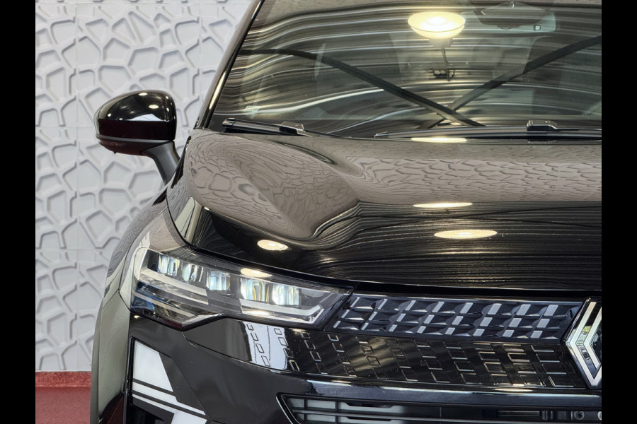 Renault Captur 1.3 MILD HYBRID 160 TECHNO CAMERA 18''LMV STOEL/STUUR .VERW PURE VISION LED 10'' R-LINK NAVI 04/2025 EDC-automaat (Efficiënt Dual Clutch) 7 Versnellingen 1200KG Trekgewicht Renault Captur 1.3 MILD HYBRID 160 TECHNO CAMERA 18''LMV STOEL/STUUR .VERW PURE VISION LED 10'' R-LINK NAVI 04/2025 EDC-automaat (Efficiënt Dual Clutch) 7 Versnellingen 1200KG Trekgewicht