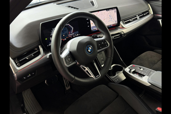 BMW X1 XDRIVE 25E PHEV M-SPORT LED ELEK.KLEP NAVI STOELVERW M-SHADOW LINE CARPLAY/ANDROID ZWARTE.HEMEL PHEV PLUG IN HYBRID AWD 4X4 4WD BMW X1 XDRIVE 25E PHEV M-SPORT LED ELEK.KLEP NAVI STOELVERW M-SHADOW LINE CARPLAY/ANDROID ZWARTE.HEMEL PHEV PLUG IN HYBRID AWD 4X4 4WD